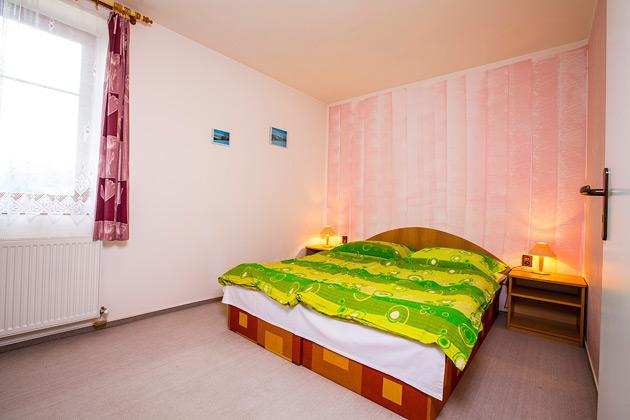 Apartments Vecernik Rokytnice Рокицани Экстерьер фото