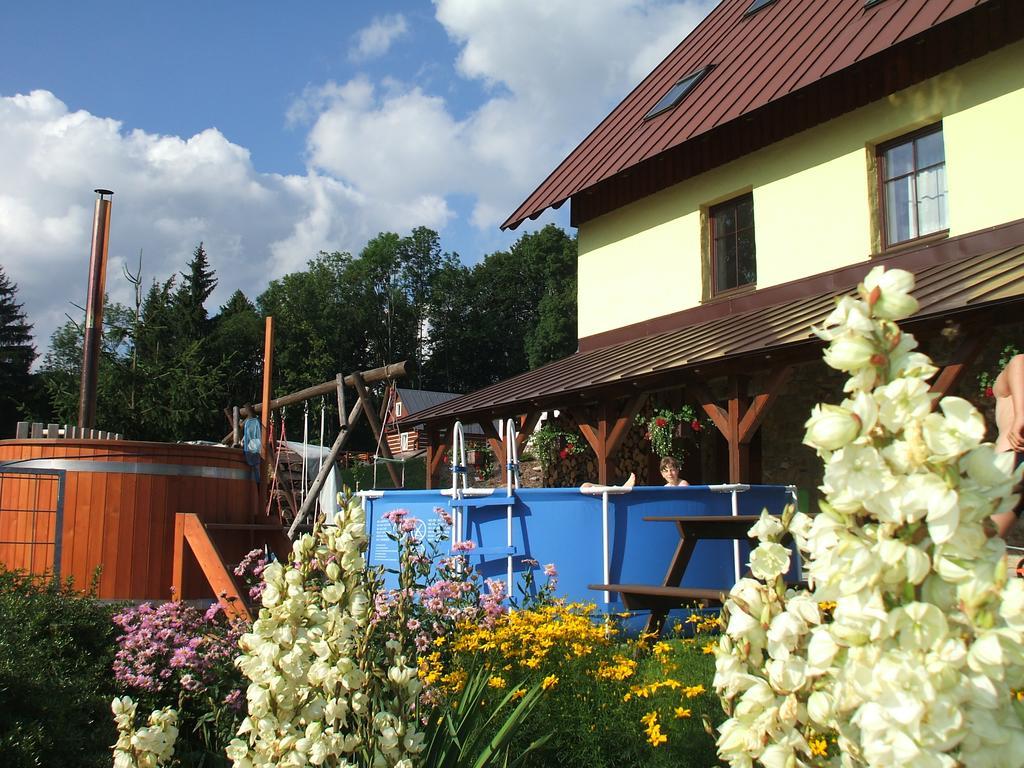 Apartments Vecernik Rokytnice Рокицани Экстерьер фото