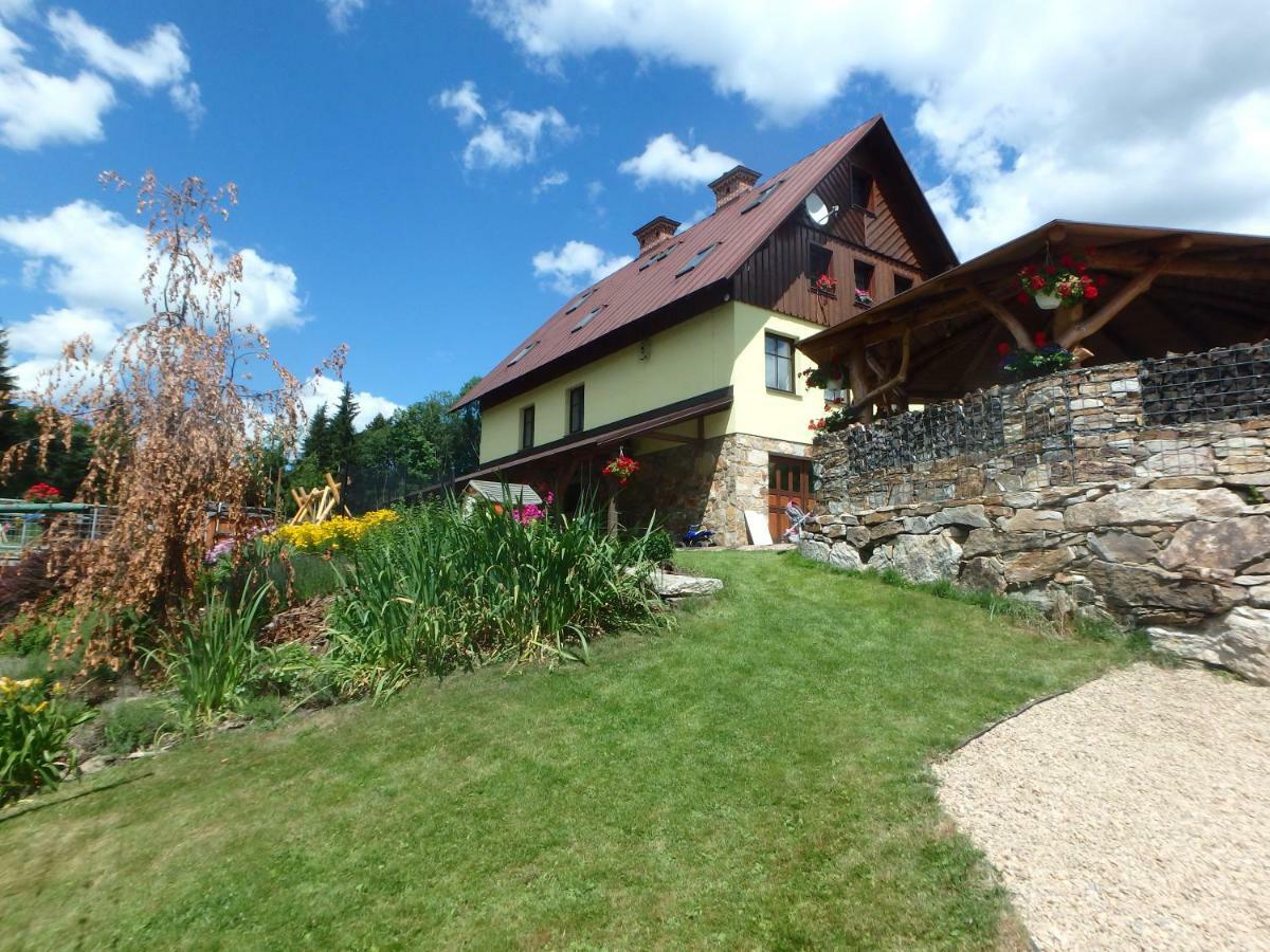 Apartments Vecernik Rokytnice Рокицани Экстерьер фото